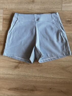 Max Studio Light Gray Pinstriped High Waist Shorts Size Small